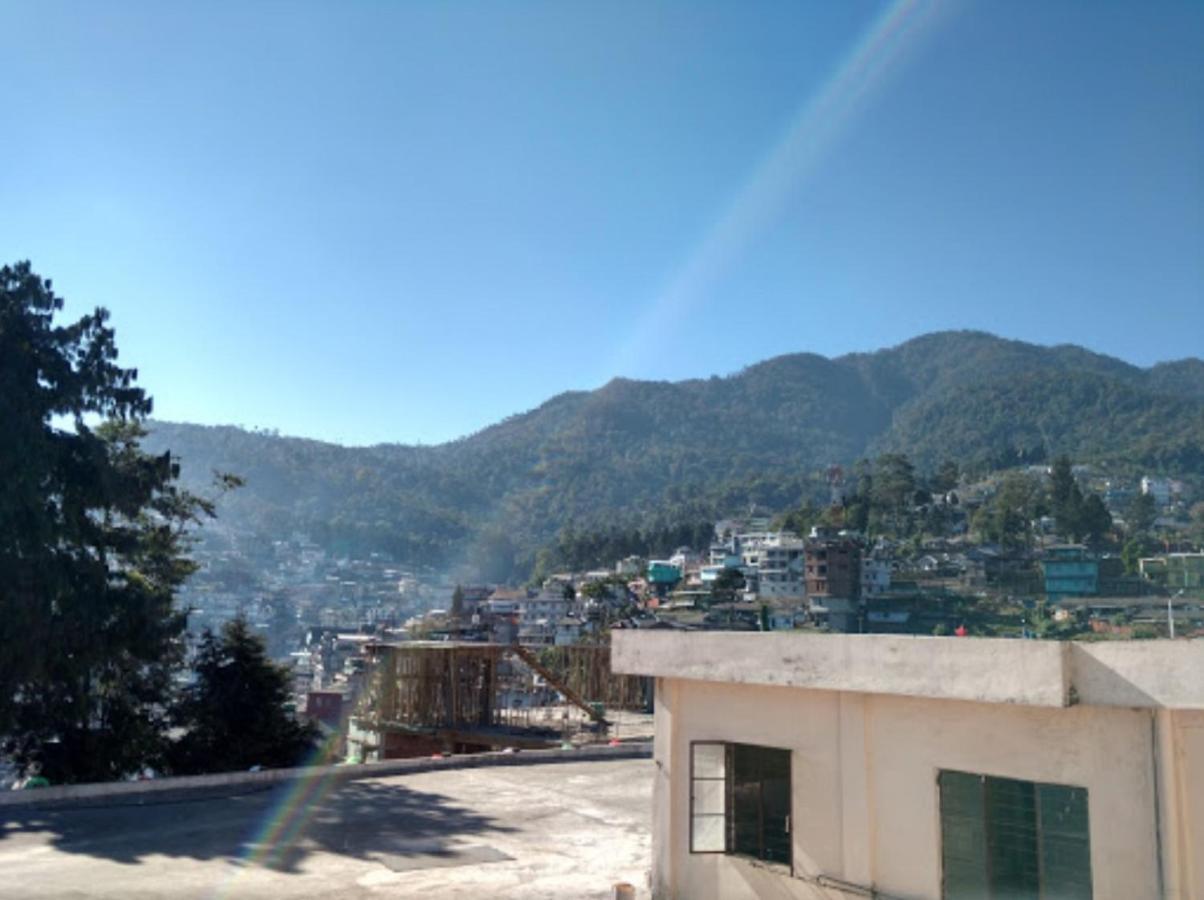 Hotel Japfu Kohima Eksteriør billede